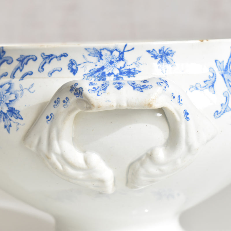Antique soup tureen, Saint-Amand Anémone