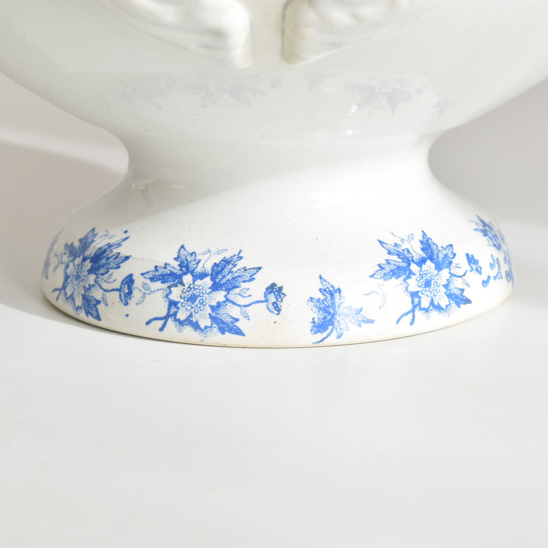 Antique soup tureen, Saint-Amand Anémone
