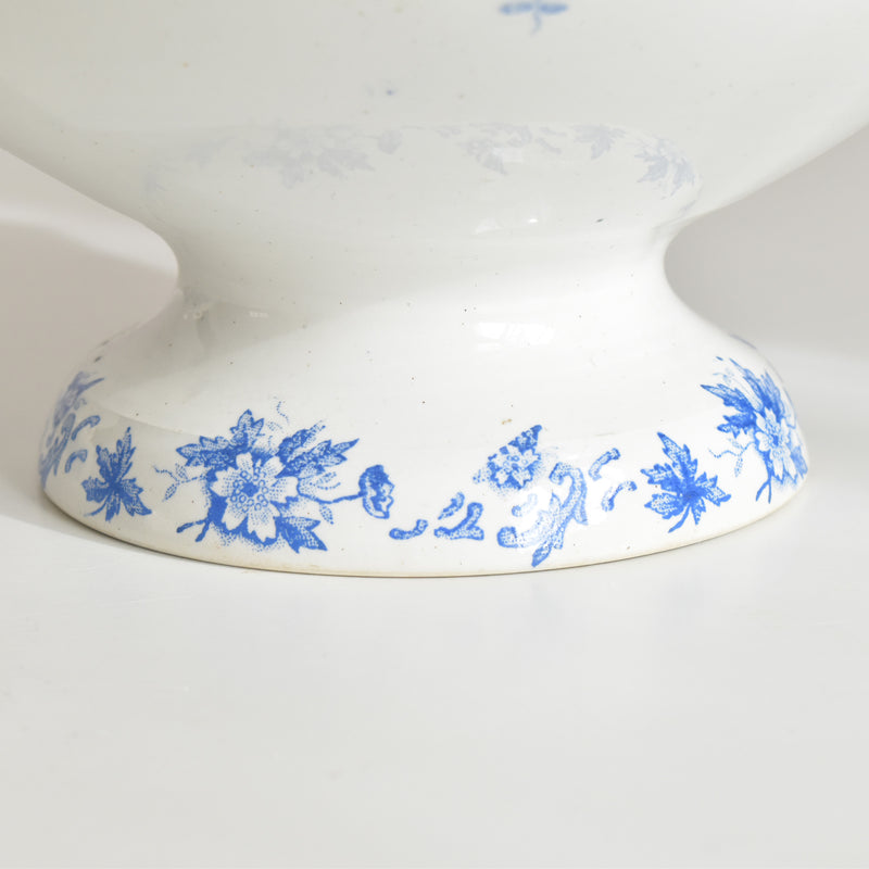 Antique soup tureen, Saint-Amand Anémone