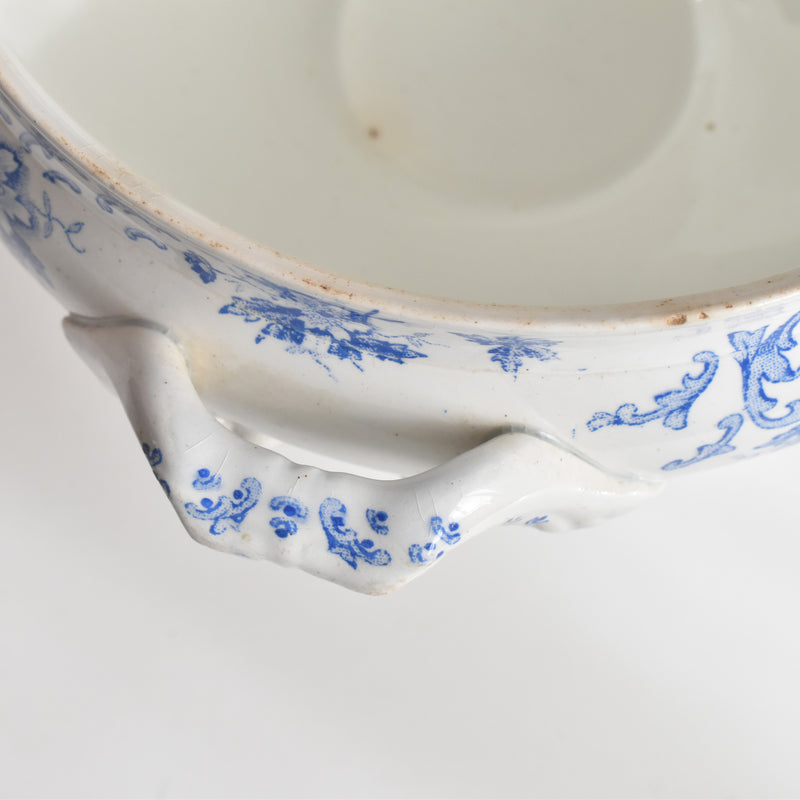 Antique soup tureen, Saint-Amand Anémone