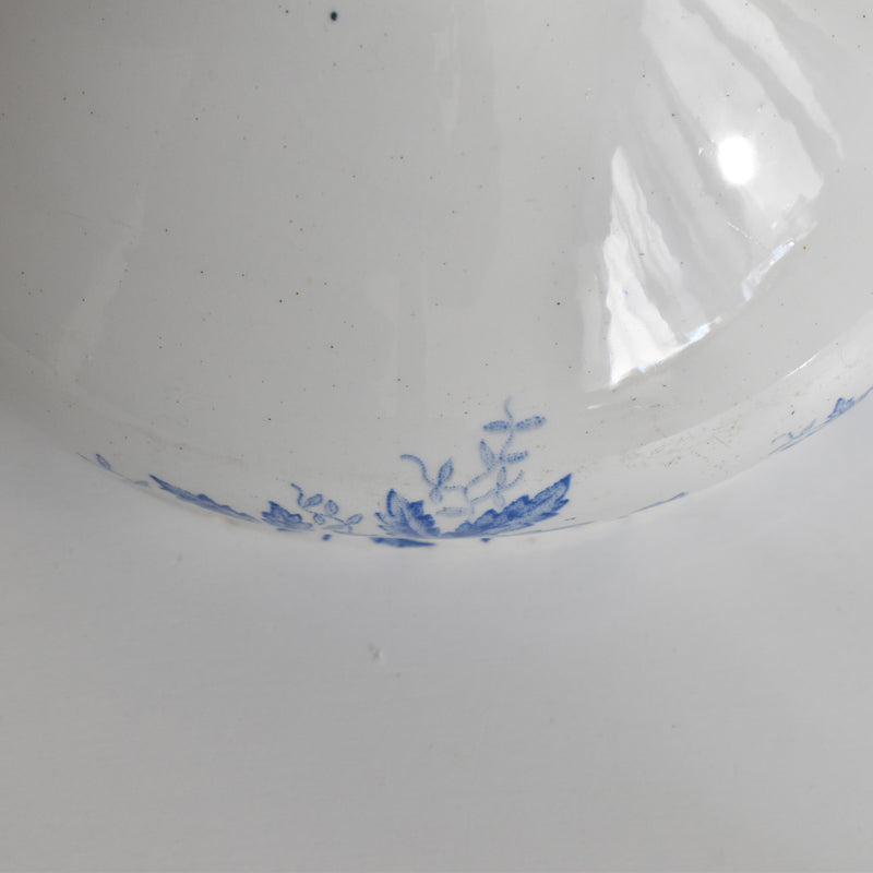 Antique soup tureen, Saint-Amand Anémone
