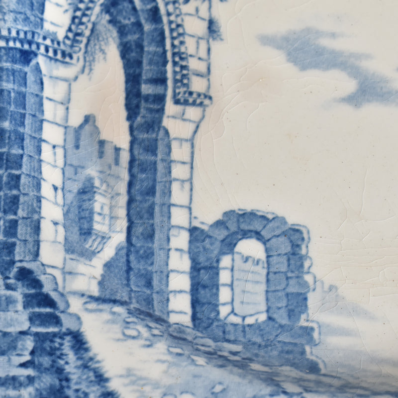 Antique Standed Plate Ruines
