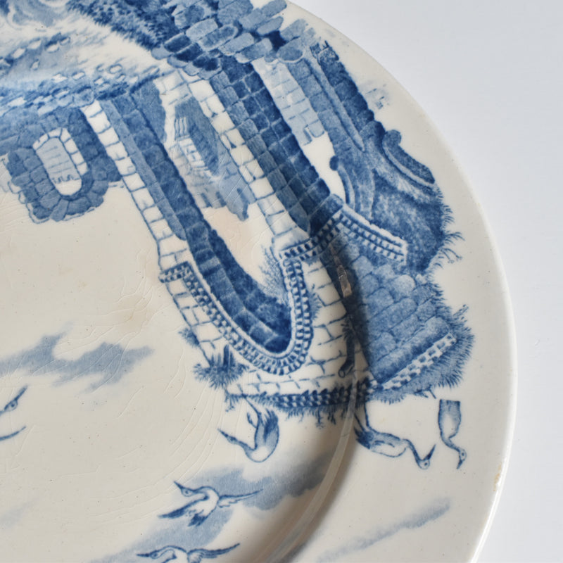 Antique Standed Plate Ruines