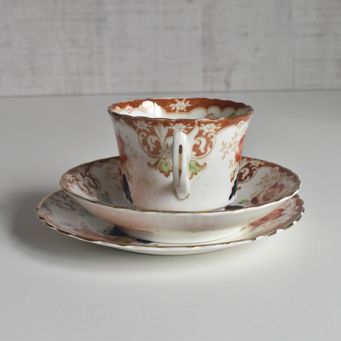 アンティークカップ＆ソーサートリオ イギリス窯 （スタンレー・チャールズ・アミソン）A