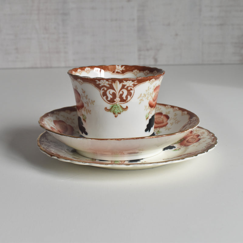 アンティークカップ＆ソーサートリオ イギリス窯 （スタンレー・チャールズ・アミソン）B