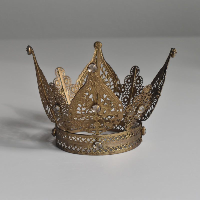 Crown Secundo
