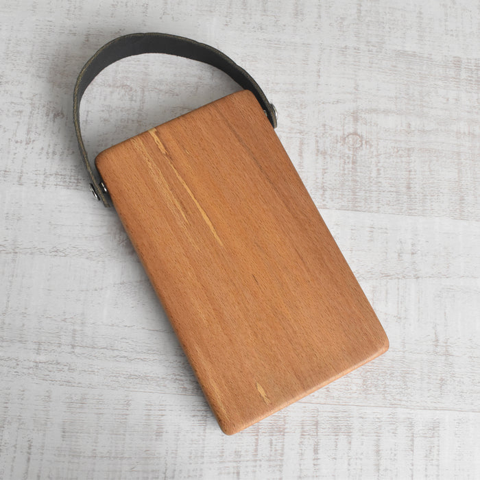 ミニブナカッティングボード 革取っ手付き 19cmx11cm