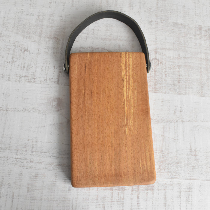 ミニブナカッティングボード 革取っ手付き 19cmx11cm