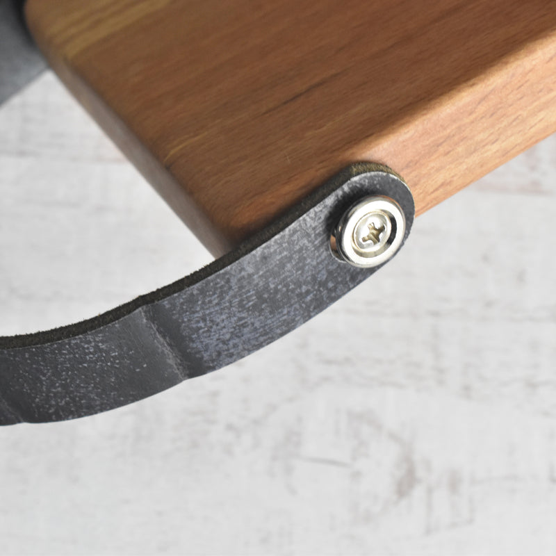 ミニブナカッティングボード 革取っ手付き 19cmx11cm