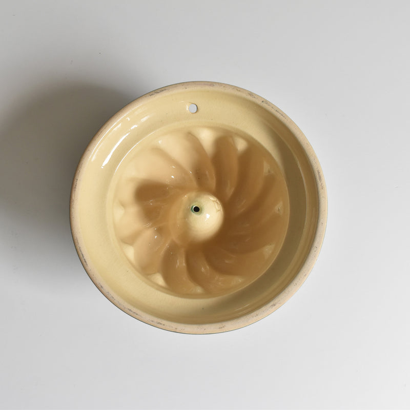 Vintage Kugelhopf Cake Mold - Soufflenheim