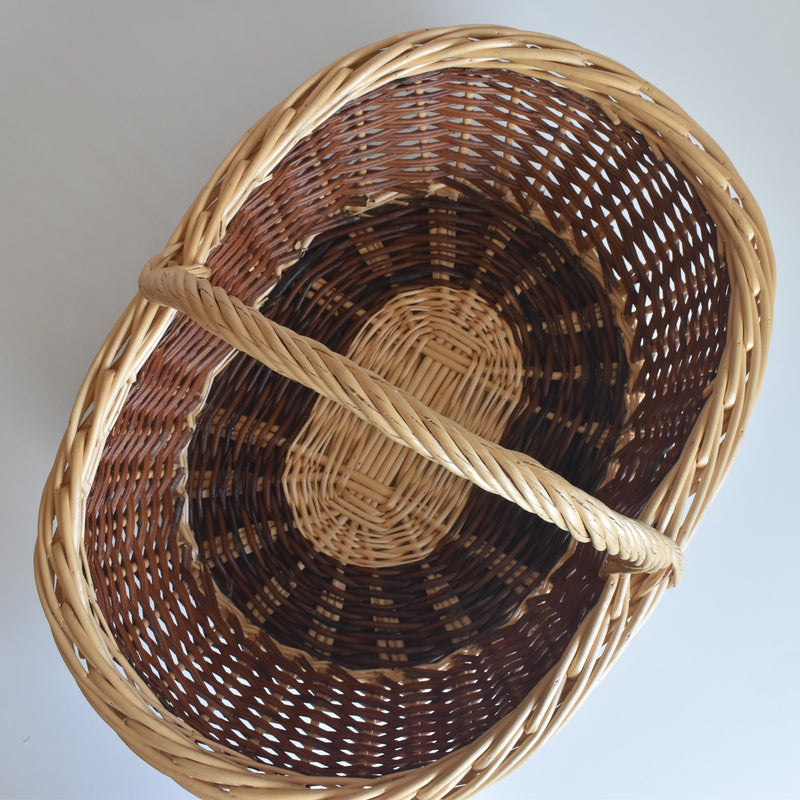 ヴィンテージバスケット　54cm x 38cm