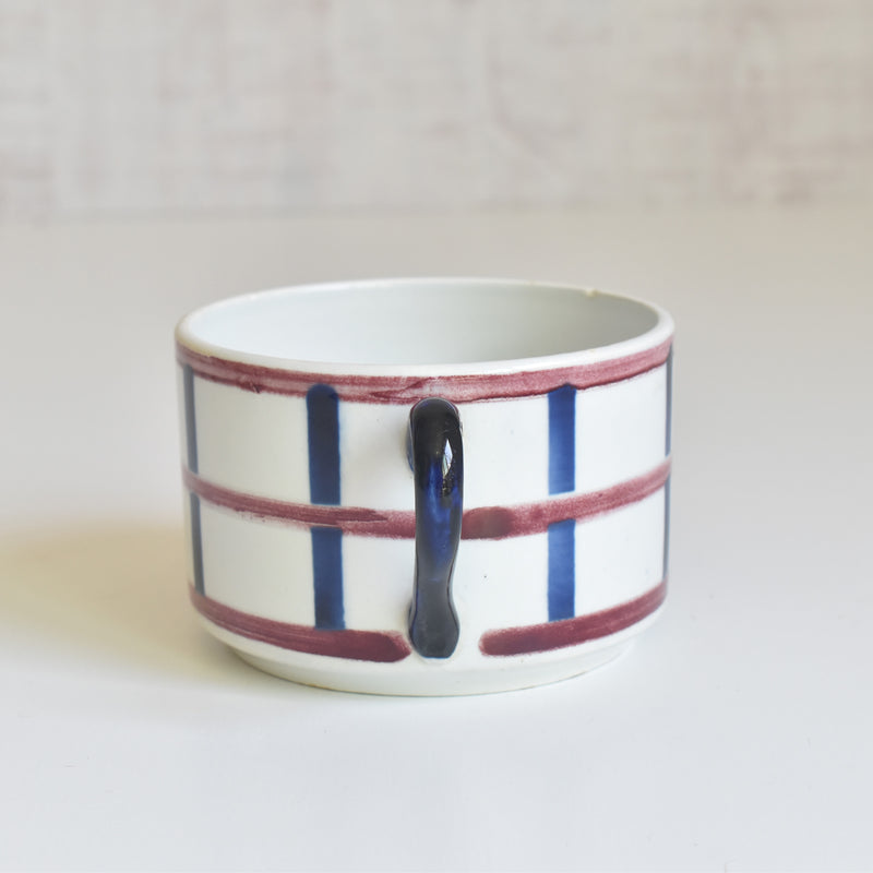 Vintage teacup Creil et Montereau Béarn A