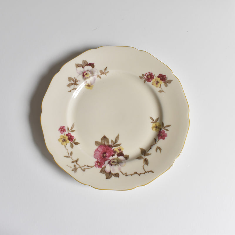Vintage Dessert Plate Hutschenreuther Germany Madelaine 17.5 A