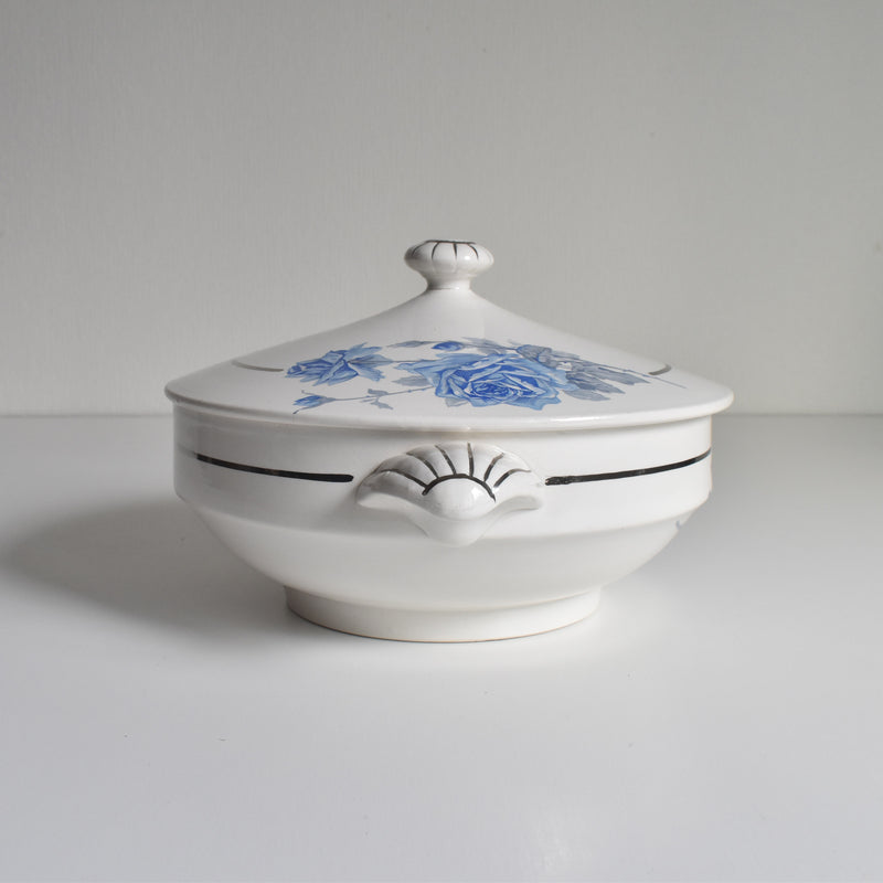 Vintage small soup tureen (legumier) Digoin & Sarreguemines 8944