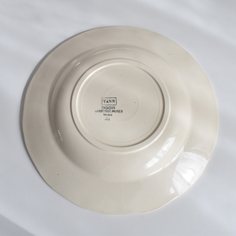 Vintage Deep Plate Digoin & Sarreguemines Yann