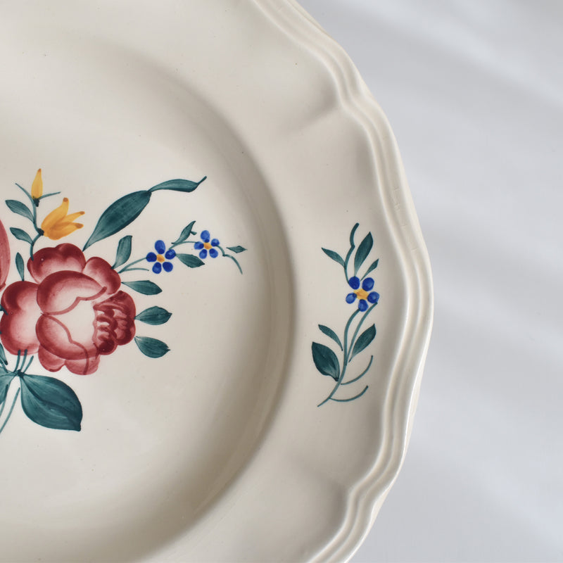 Vintage Deep Plate Digoin & Sarreguemines Yann