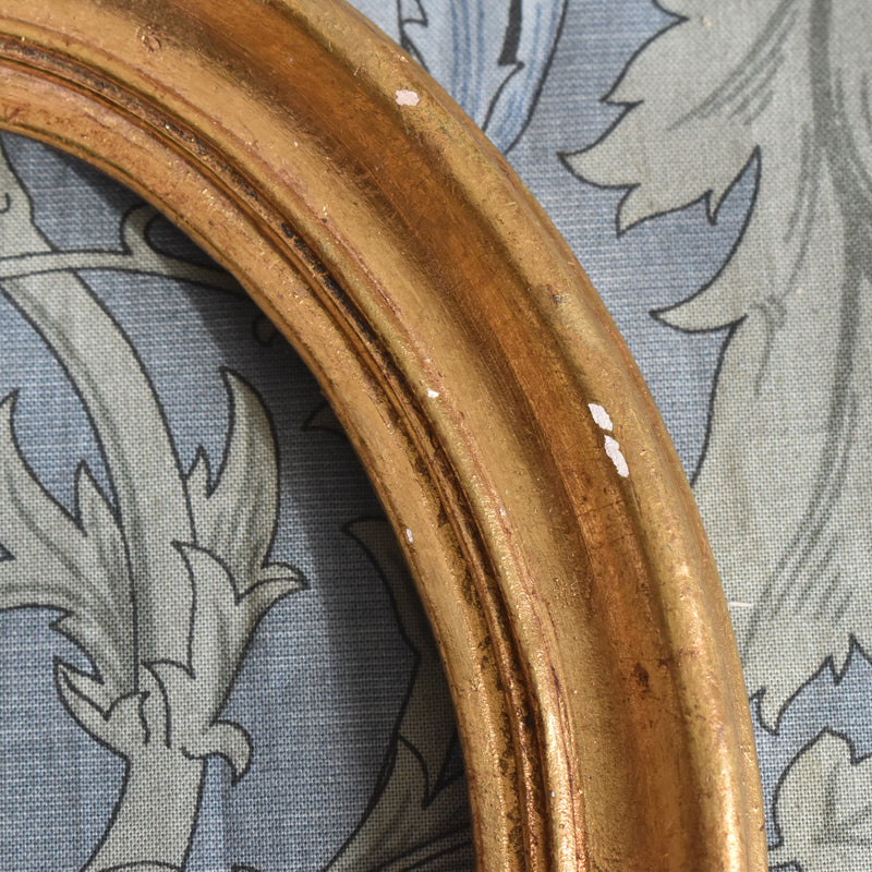 Antique Oval Frame