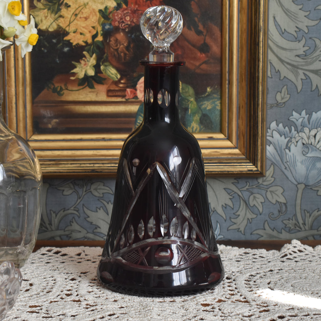 ヴィンテージボヘミアンガラス デキャンタ レッド — Loane Interior