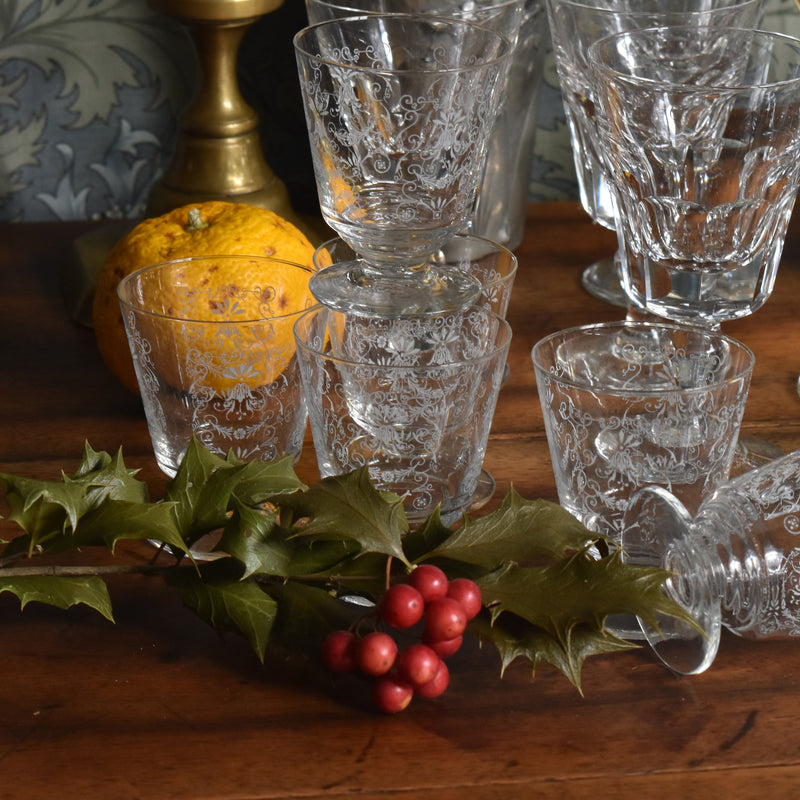 ヴィンテージスモールグラス guillochages