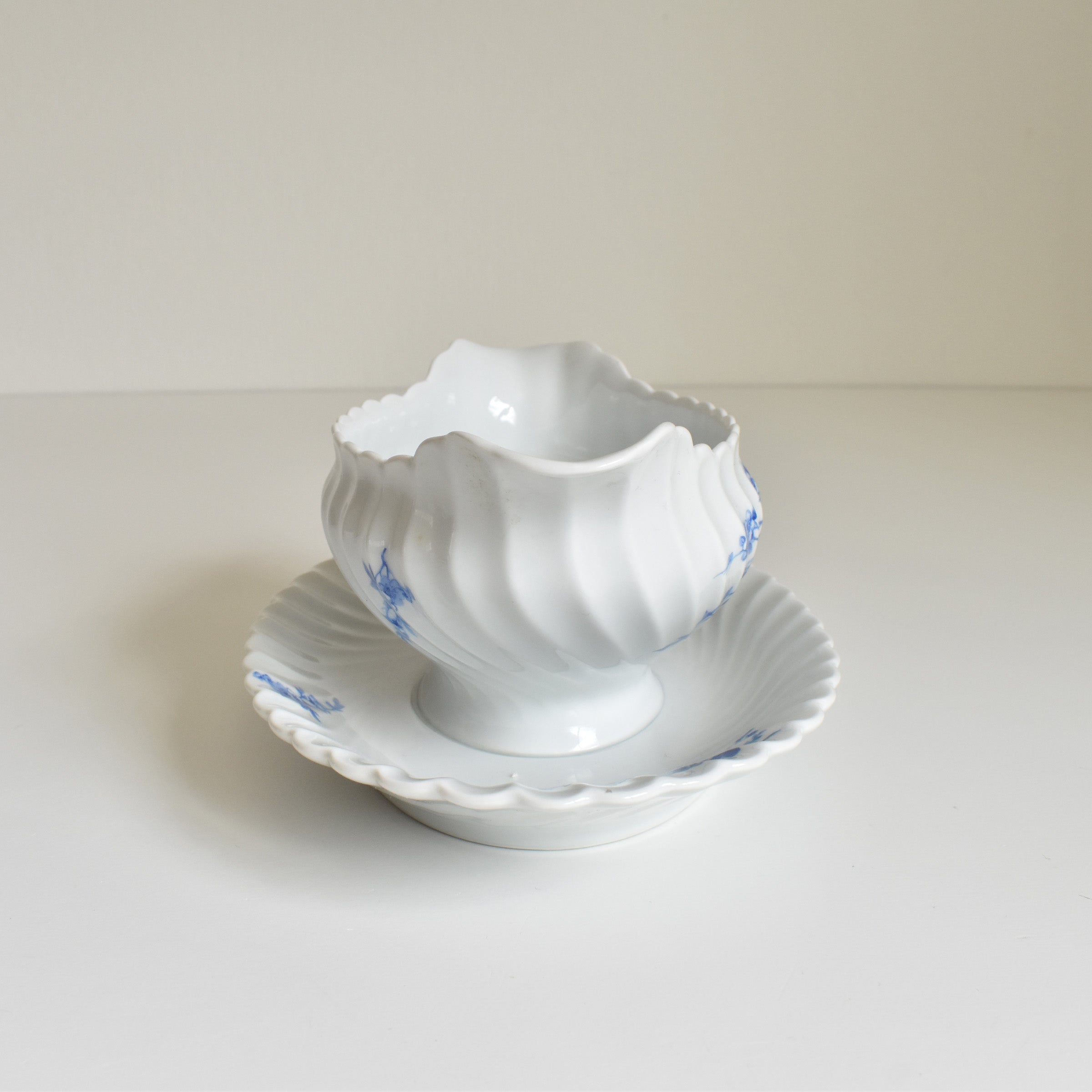 ヴィンテージソーシエール リモージュ アビランド Cerisier Bleu