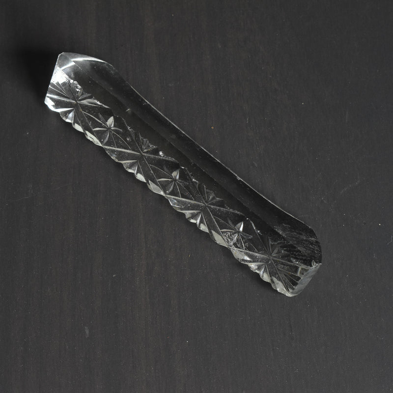 Vintage Knife Rest Triangle C