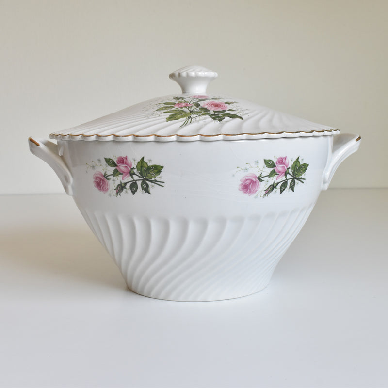Vintage soup tureen, KG Lunéville Bagatelle