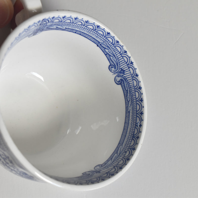 Vintage Cup & Saucer Lunéville The Cottage (Cottage) E