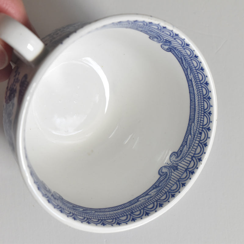 Vintage Cup & Saucer Lunéville The Cottage (Cottage) E