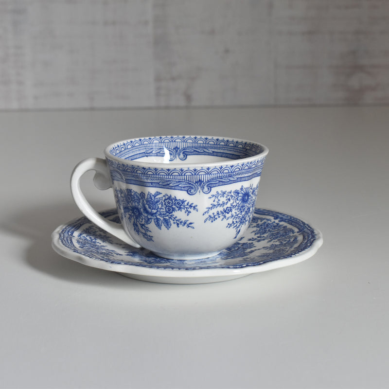 Vintage Cup & Saucer Lunéville The Cottage (Cottage) E