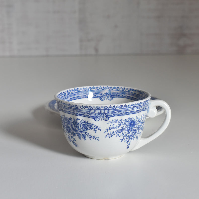 Vintage Cup & Saucer Lunéville The Cottage (Cottage) E