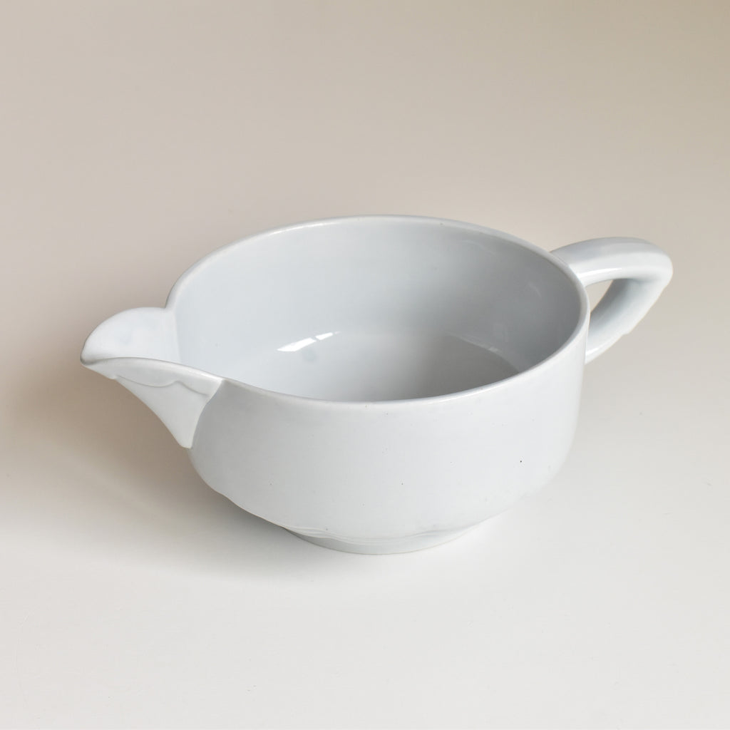 ヴィンテージソーシエール モントロー スカイブルー — Loane Interior