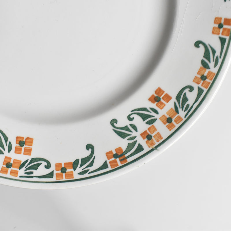 Vintage Plate Munderu Petites Fleurs B