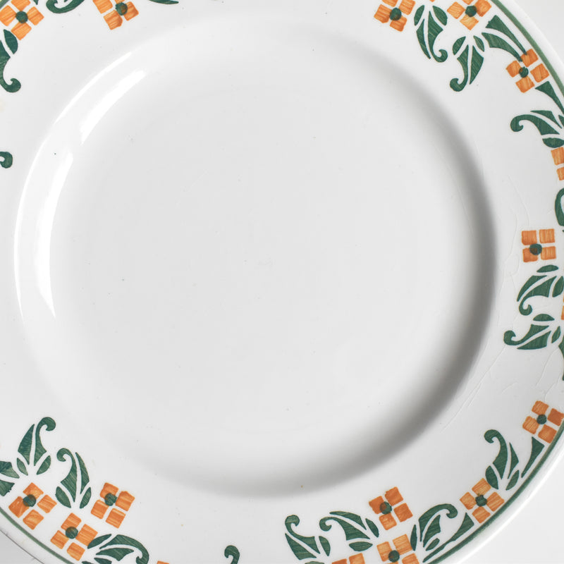 Vintage Plate Munderu Petites Fleurs B