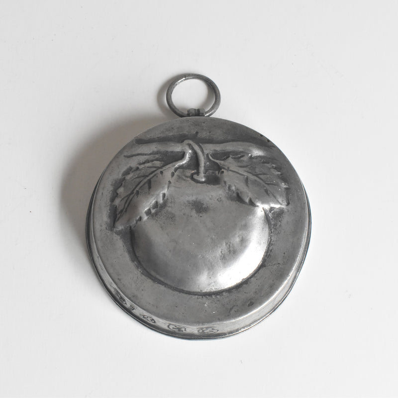 Vintage Pewter Apple Cake Pan