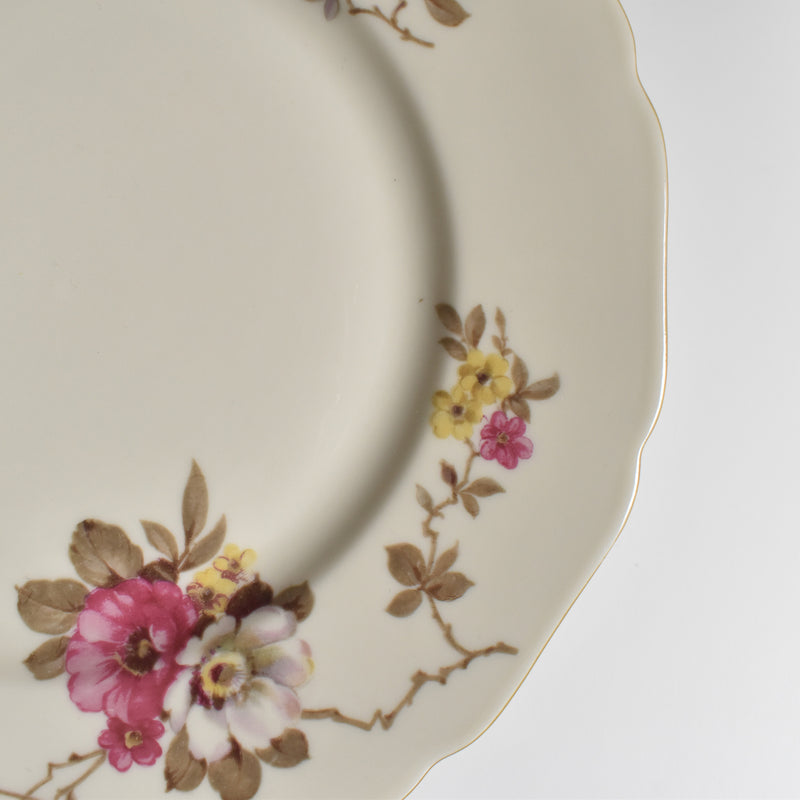 Vintage Plate Hutschenreuther Germany Madeleine A