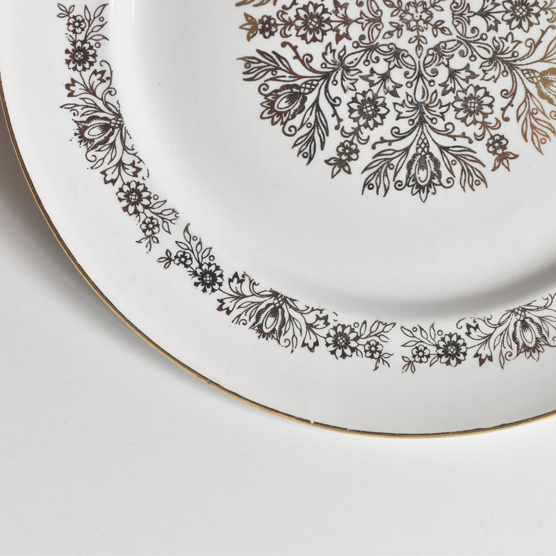Vintage Plate Saint Amand VE601 B