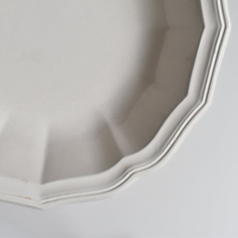 Vintage Deep Dish Saran White B