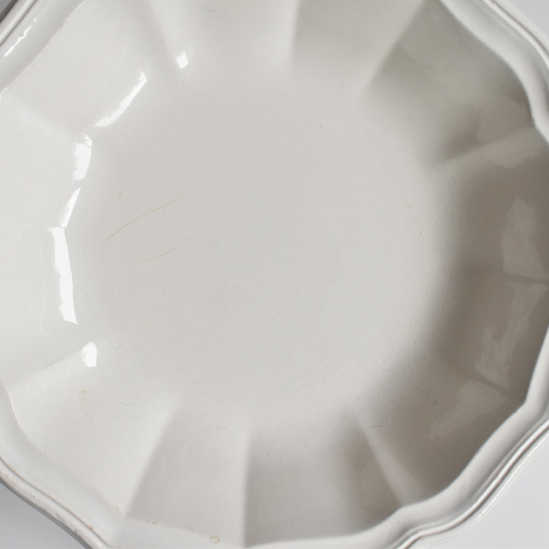 Vintage Deep Dish Saran White B