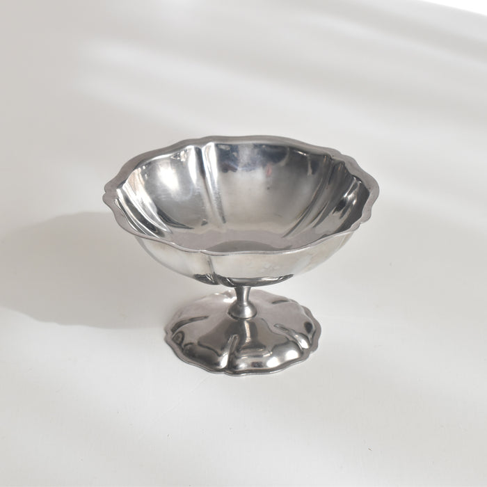 ヴィンテージ ステンレス アイスクリームクープ 花リム スモール