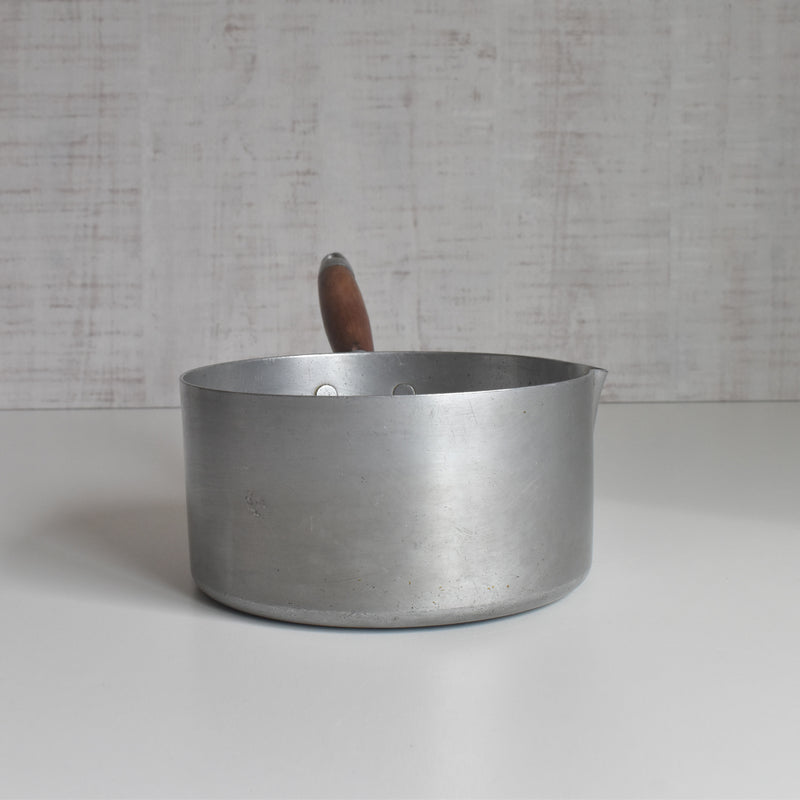 ヴィンテージ アルミパン TOURNUS(トゥールニュ) E16