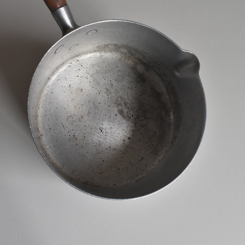 ヴィンテージ アルミパン TOURNUS(トゥールニュ) E16