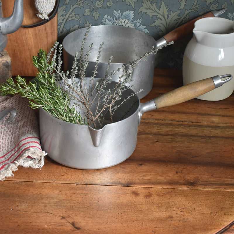 ヴィンテージ アルミパン TOURNUS(トゥールニュ) E18