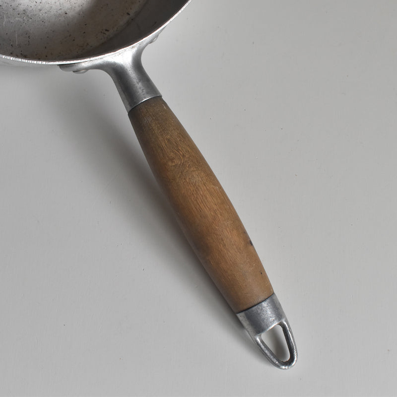 ヴィンテージ アルミパン TOURNUS(トゥールニュ) E18