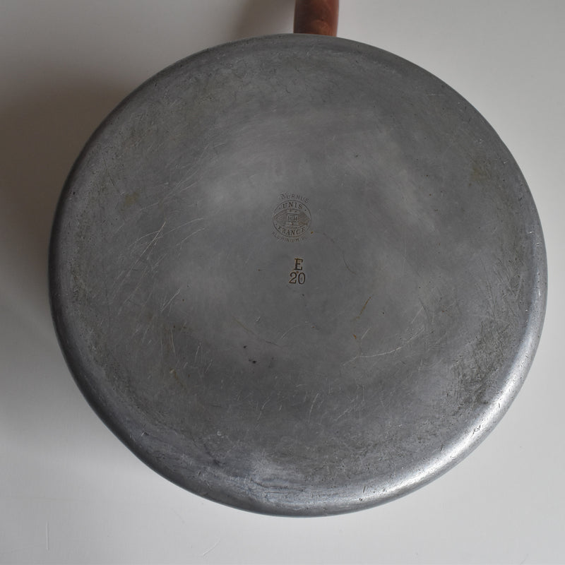 ヴィンテージ アルミパン TOURNUS(トゥールニュ) E20