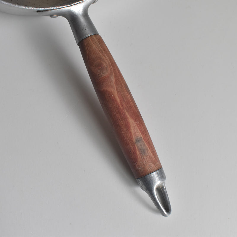 ヴィンテージ アルミパン TOURNUS(トゥールニュ) E20