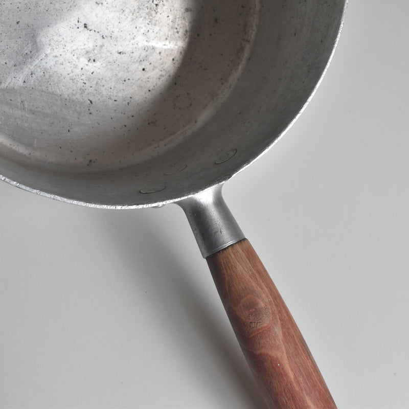 ヴィンテージ アルミパン TOURNUS(トゥールニュ) E20