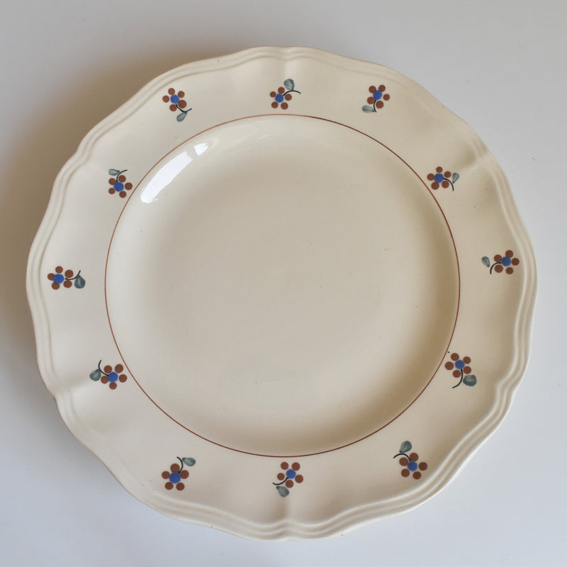 Vintage Footed Plate, Digoin & Sarreguemines "Arromanches" A