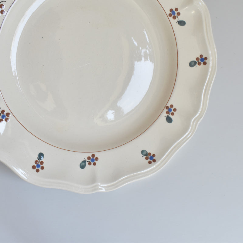 Vintage Pedestal Plate Digoin & Sarreguemines Arromanches B