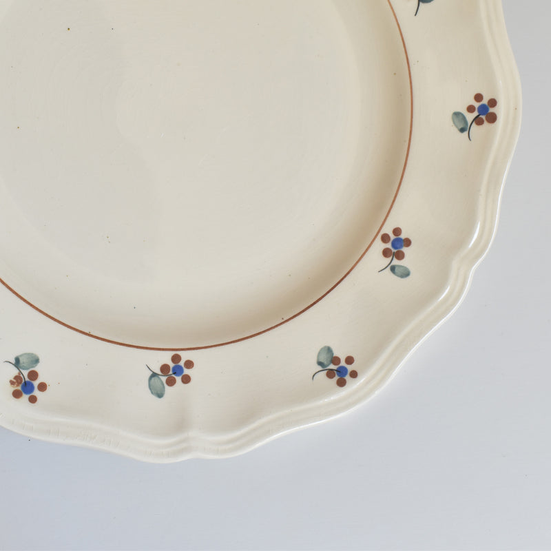 Vintage plate Digoin & Sarreguemines Arromanches F