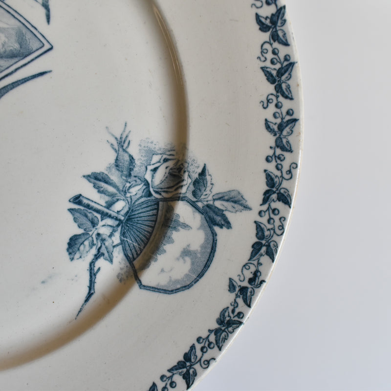 Antique pedestal plate - Badonviller